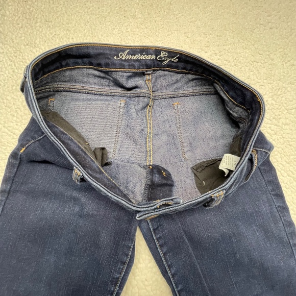 Women’s Blue 14 American Eagle Stretch Short Capri’s - Picture 8 of 15